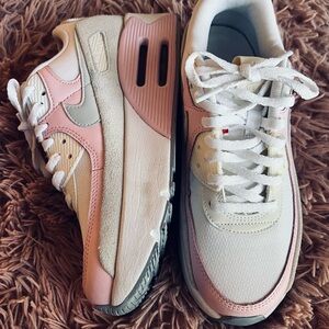 Nike Women's Pink and White Athletic Shoes